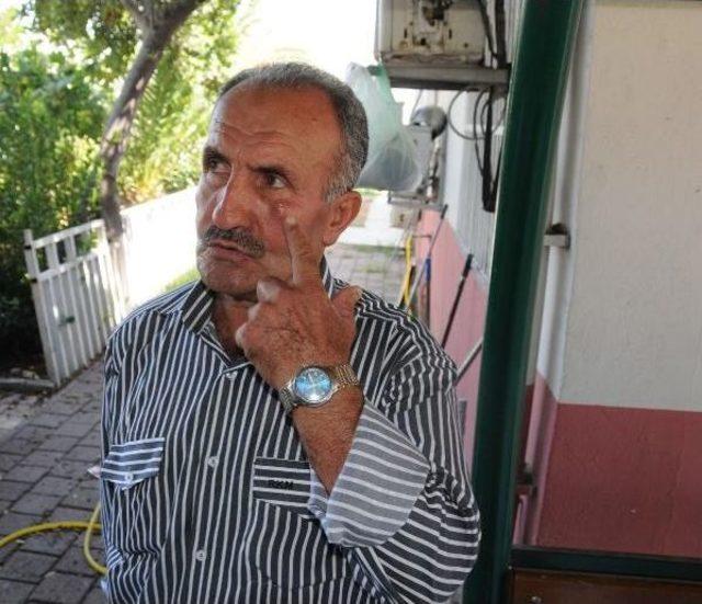 Belediye Otob&uuml;s&uuml;ne Parke Taşıyla Saldırdılar 2