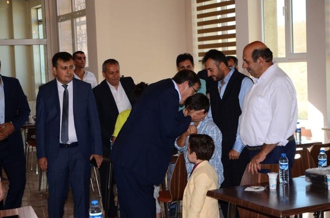 Başkan Bulutlar, Belediye Personeliyle Bayramlaştı