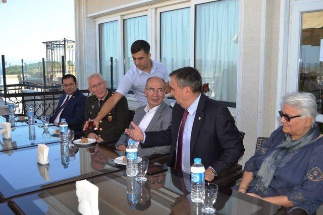 Ayvalık&rsquo;ta Buruk Bayramlaşma 1