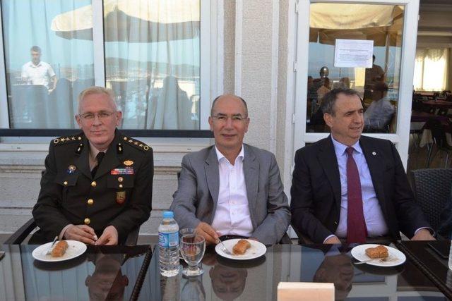 Ayvalık&rsquo;ta Buruk Bayramlaşma 2