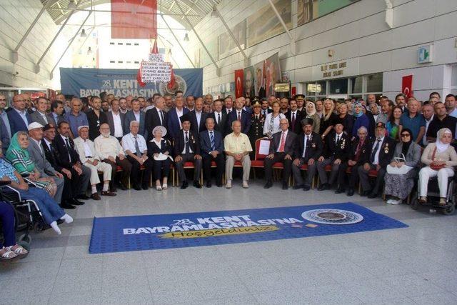 Başbakan Yardımcısı Işık: "kurbanı İdrak Edebilmiş Olsaydık, Bug&uuml;n D&uuml;nyada Pek &Ccedil;ok Sıkıntı Yaşanmamış Olacaktı" 3