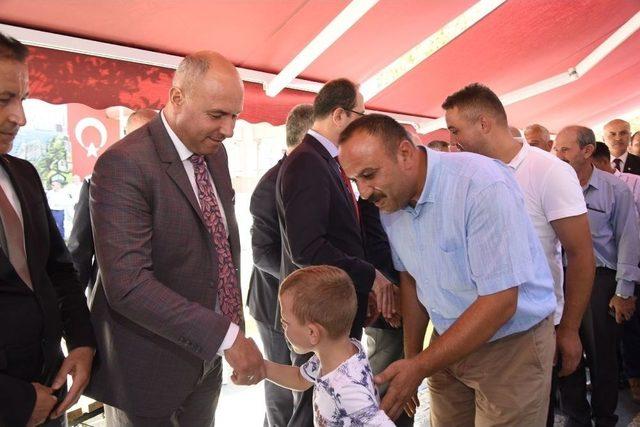 Tekkek&ouml;y Meydanda Bayramlaştı 2