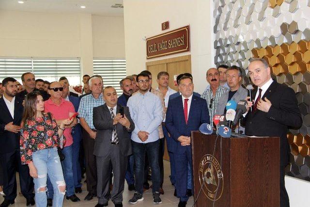 Bakan Faruk &Ouml;zl&uuml;: &ldquo;arakan&rsquo;da Katledilen Her &Ccedil;ocuğun Bedeninde İnsanlık &Ouml;l&uuml;yor&rdquo; 2