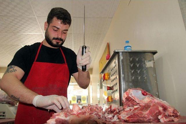 Kasapların Kıyma Mesaisi 2