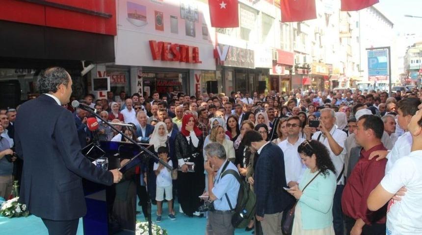 Ak Parti&rsquo;de Coşkulu Bayram Kutlaması