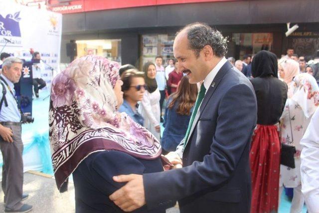 Ak Parti&rsquo;de Coşkulu Bayram Kutlaması 2