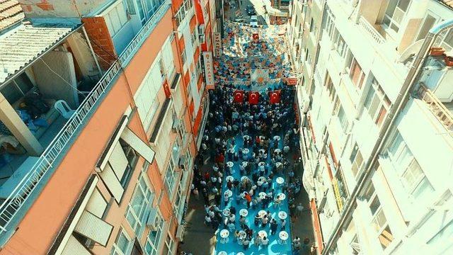 Ak Parti&rsquo;de Coşkulu Bayram Kutlaması 3