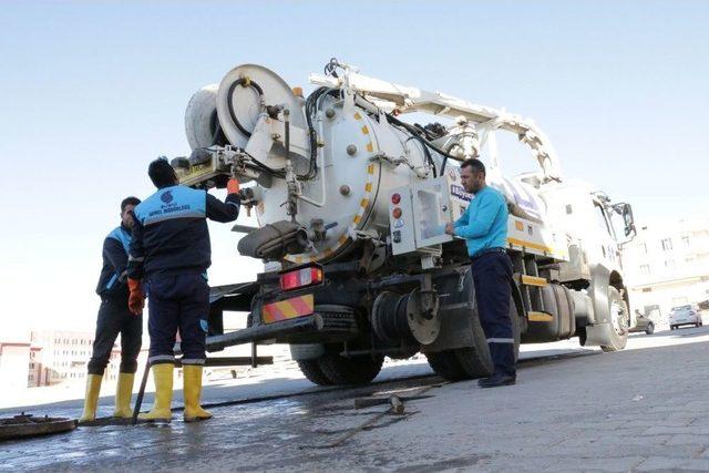 Şuski Bayramda Da &Ccedil;alışmalarını S&uuml;rd&uuml;r&uuml;yor 1