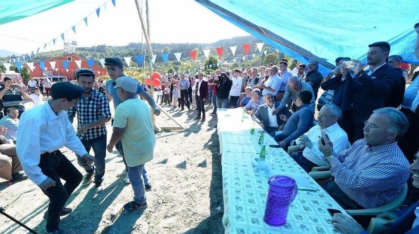 Şahin, Akkışla K&ouml;y&uuml;nde Bayramlaşma T&ouml;renine Katıldı