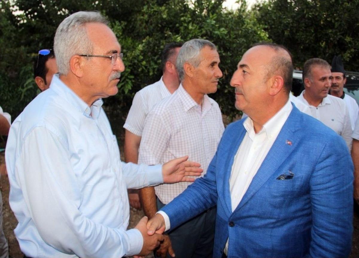 Bakan &Ccedil;avuşoğlu, Alanya&rsquo;da Taziyeye Katıldı