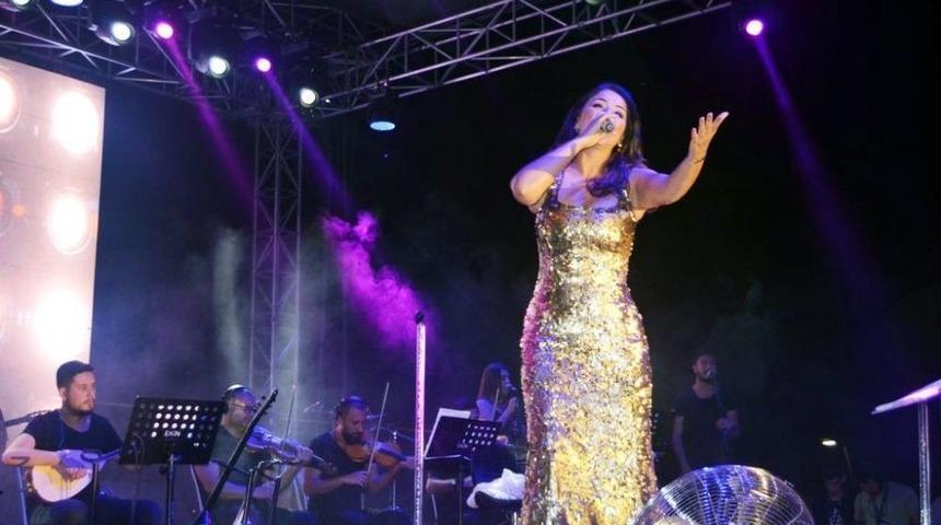 Selendi&rsquo;nin Kurtuluş Coşkusu Zara İle Ta&ccedil;landı