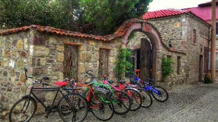 Gizli Hazine K&uuml;&ccedil;&uuml;kk&ouml;y'&uuml; Ortaya &Ccedil;ıkardılar