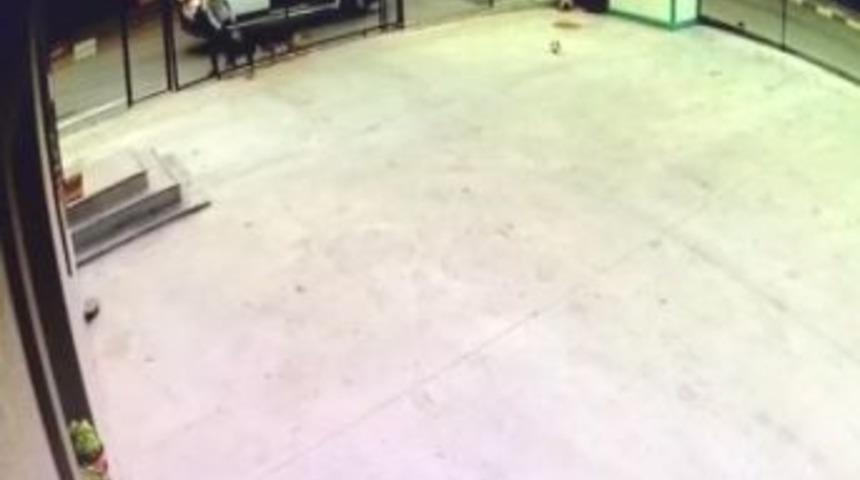 (&ouml;zel Haber) Organize Hırsızlık &Ccedil;etesi Soygunu Bırakıp B&ouml;yle Ka&ccedil;tı