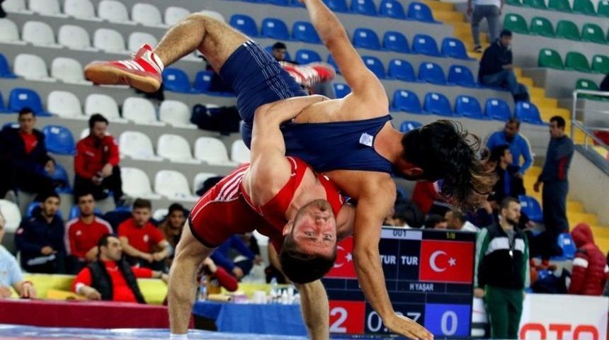 Yıldız G&uuml;reş Milli Takımımız Atina&rsquo;da Mindere &Ccedil;ıkacak.