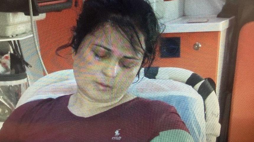 Sulama Kanalına D&uuml;şen Kadını Vatandaşlar Kurtardı