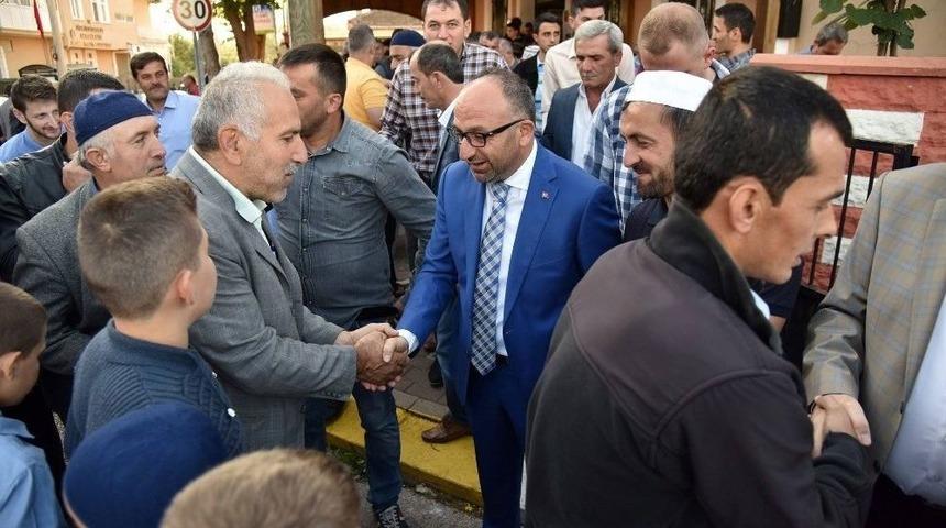 Kartepeliler Uzun&ccedil;iftlik&rsquo;te Bayramlaştı