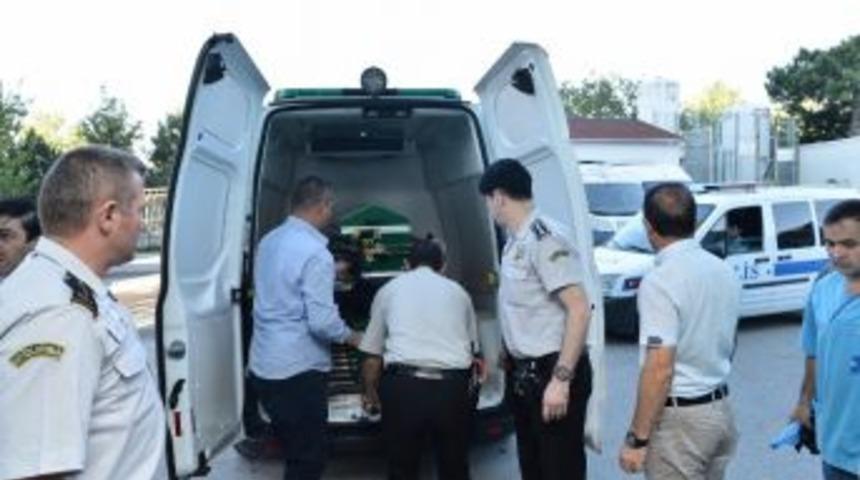 Bı&ccedil;aklı Kavgada İran Uyruklu Şahıs &Ouml;ld&uuml;