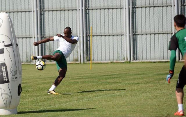 Bursaspor’da Hazırlıklar Sürüyor