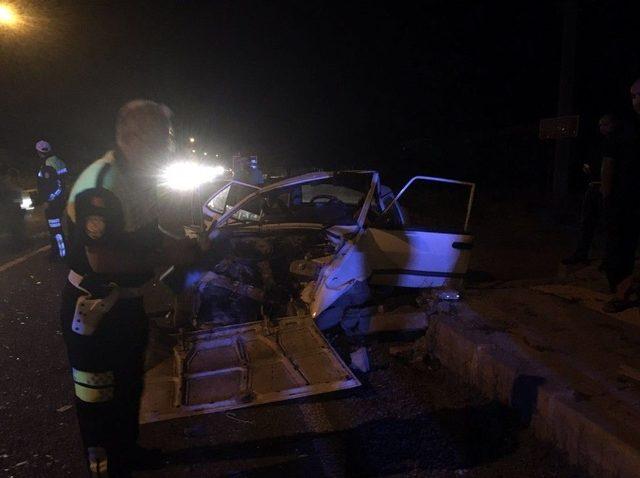 Kastamonu&rsquo;da İki Otomobil &Ccedil;arpıştı: 6 Yaralı 1