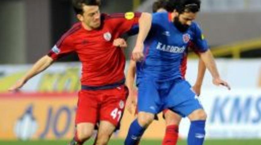 Altay Savaş Ve  Berkay'ı Istiyor