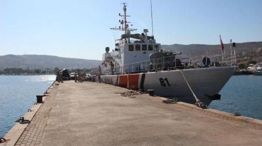 Fo&ccedil;a'da 41 Ka&ccedil;ak Yakalandı