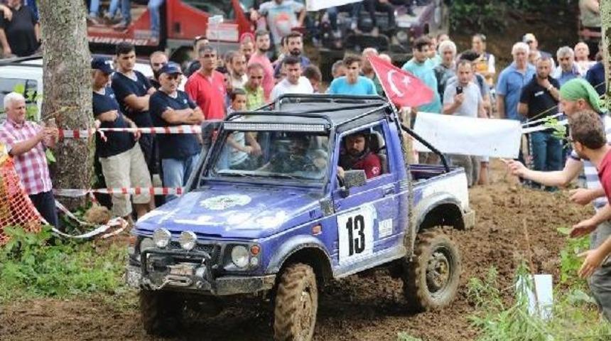 Off-Road Karadeniz'de Nefesleri Kesti