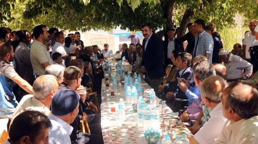 Ak Parti&rsquo;li Yılmaz: "t&uuml;rkiye G&uuml;&ccedil;lendik&ccedil;e &Ccedil;evresine Daha &Ccedil;ok Sahip &Ccedil;ıkacaktır&rdquo;