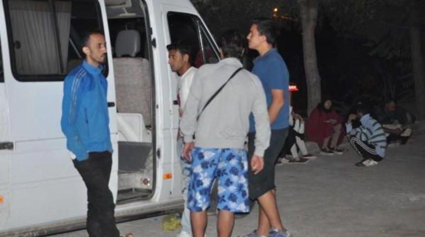 &Ccedil;anakkale'de 53 Ka&ccedil;ak Yakalandı