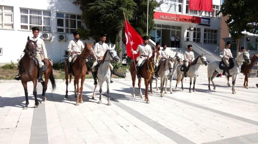 Atlı Birlikler Manisa&rsquo;ya Girdi