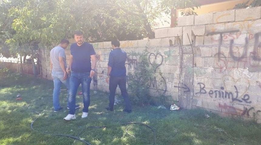 Kavgaya Giden Polisler Uyuşturucu D&uuml;zenekleriyle Karşılaştı