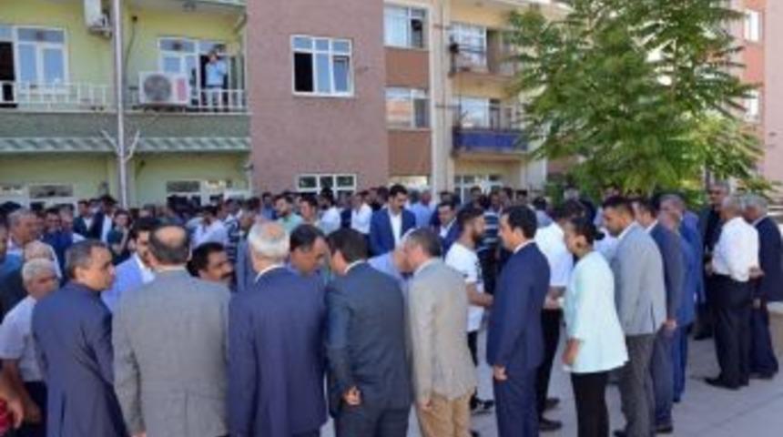 Siyasi Partilerde Bayramlaşma