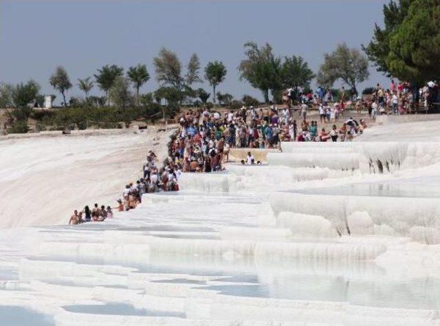 Pamukkale'de Beyaz Bayram