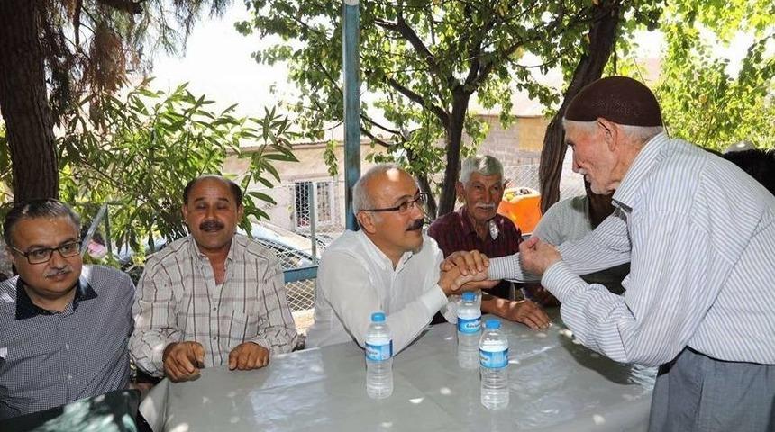 Bakan Elvan: "d&uuml;nya, Myanmar&rsquo;daki Katliama Sessiz Kalıyor"