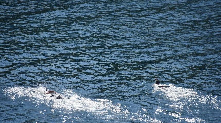 Boğulmak &Uuml;zere Olan Vatandaşı Dalgı&ccedil;lar Kurtardı