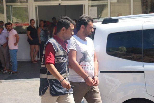 Fetö Zanlısı Bodrum Barlar Sokağında Yakalandı