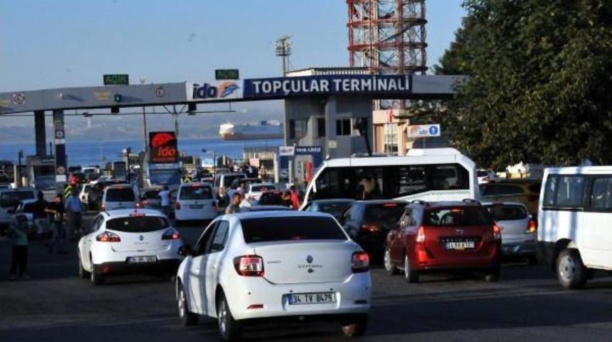 Yalova'da Tatil D&ouml;n&uuml;ş&uuml; Yoğunluğu