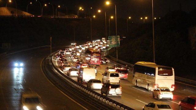 Tatil Dönüşü Yoğunluğu Tem’de Devam Ediyor