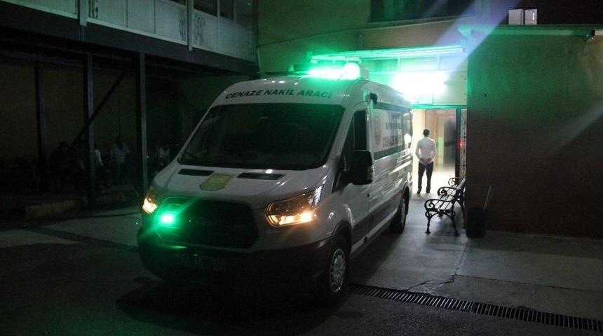 Oyun İ&ccedil;in Bindiği Otomobilde Havasızlıktan Hayatını Kaybetti