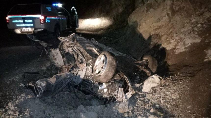 Uzung&ouml;l&rsquo;de Trafik Kazası: 2 Yaralı