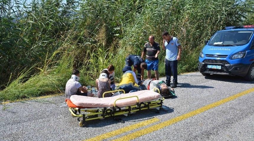 Ortaca&rsquo;da Tatil D&ouml;n&uuml;ş&uuml; Trafik Kazası; 4 Yaralı