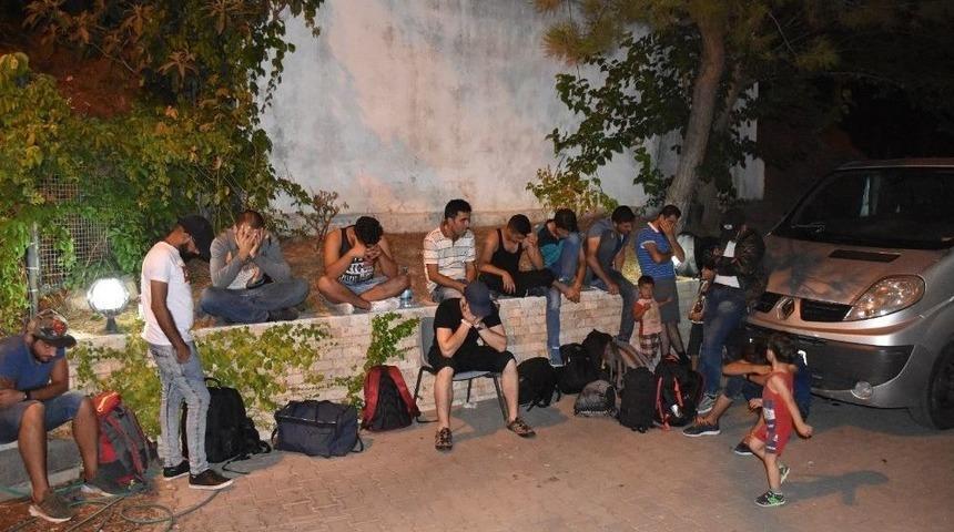 Muğla&rsquo;da 24 Ka&ccedil;ak G&ouml;&ccedil;men Yakalandı