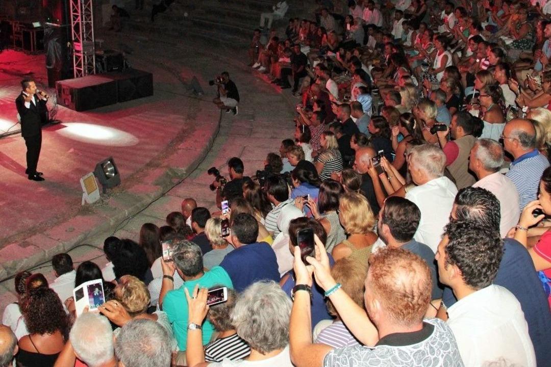 Muhabir Single &ldquo;vur Ka&ccedil;&rdquo; Deyince Ferhat G&ouml;&ccedil;er Şok Oldu