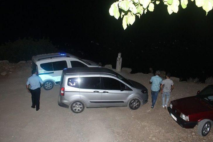 Ormanda Kaybolan Rus Anne Ve Kızı 8 Saat Sonra Bulunabildi G2