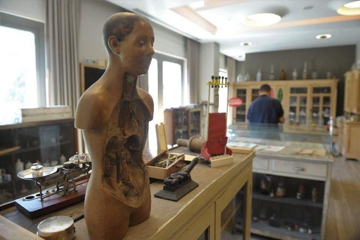 Sağlık Müzesi Bir Döneme Şahitlik Ediyor G3