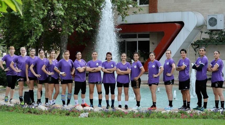 Paşa’nın Melekleri Türkiye Kupası İçin İzmir’e Gidiyor