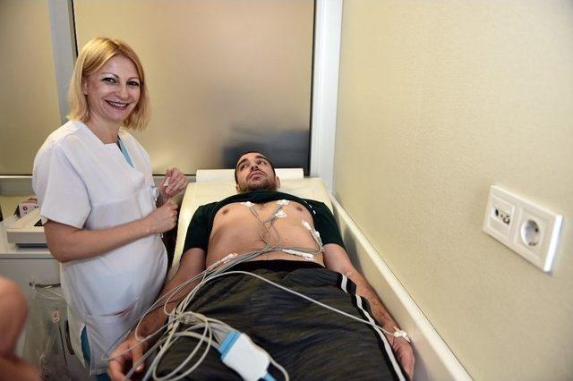 Mamaklı Basketbolcular Sağlık Kontrol&uuml;nden Ge&ccedil;ti 1