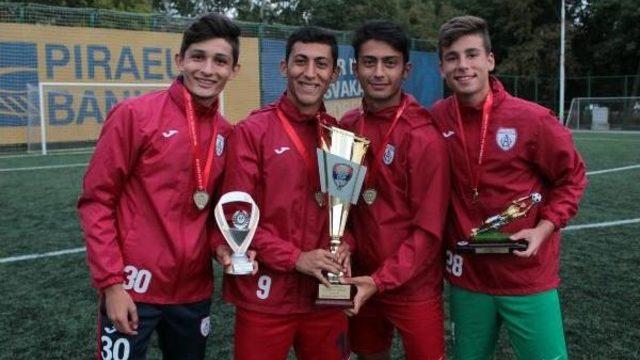 Altınorda U16, Elite Neon Cup'ta Şampiyon Oldu