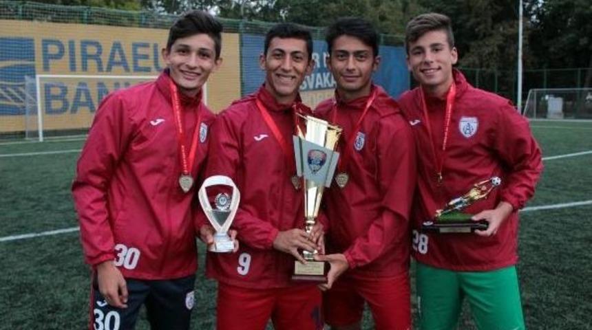 Altınorda U16, Elite Neon Cup'ta Şampiyon Oldu