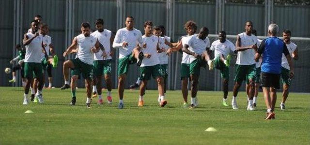 Bursaspor, Akhisar Belediyespor Hazırlıklarını Sürdürdü