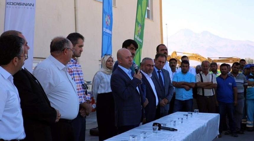 Başkan &Ccedil;olakbayrakdar At&ouml;lye &Ccedil;alışanlarıyla Bayramlaştı